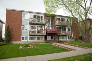 Crown Royal Condominium Oliver Edmonton