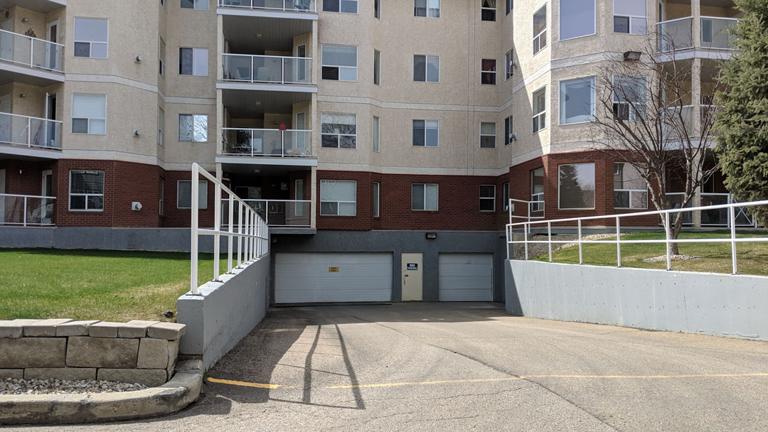 Wolf Willow Manor, Callingwood South, Edmonton Condo Profile Gimme